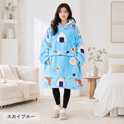 NIVELA™ 極暖フード付き着る電熱毛布